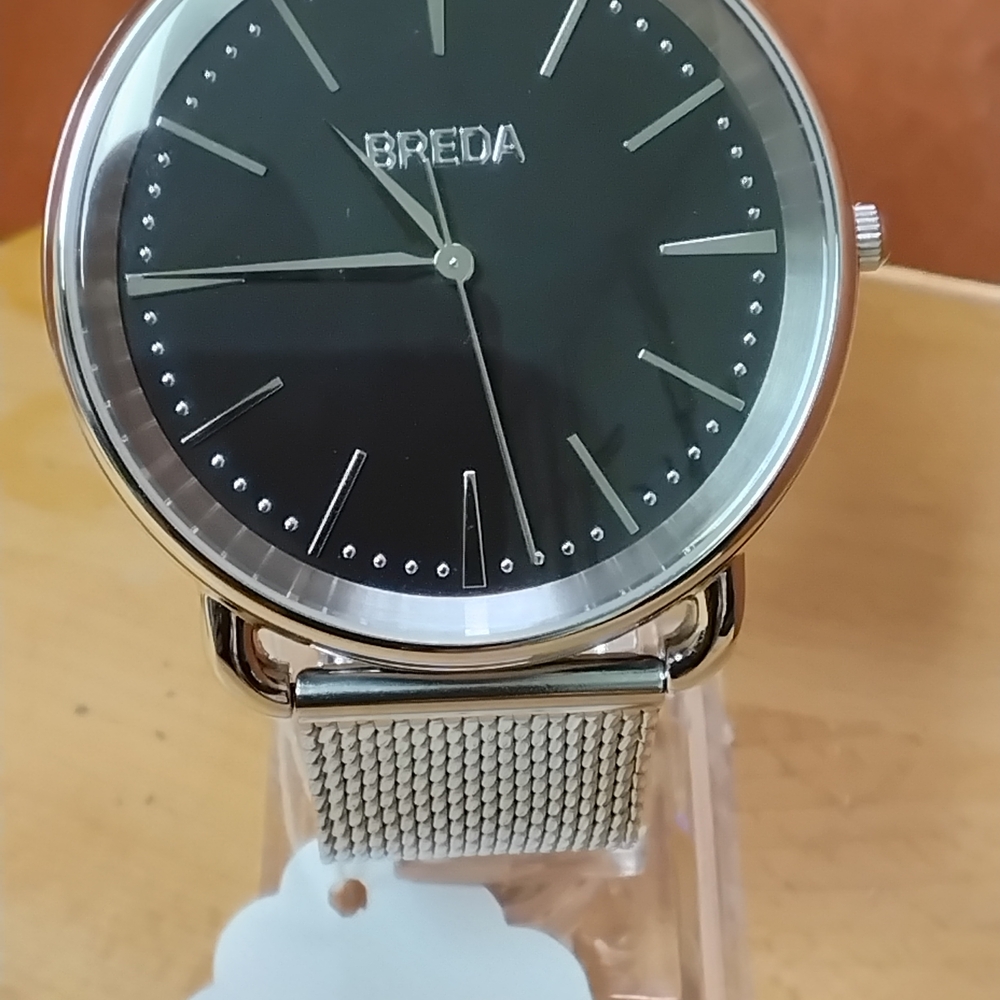 Black Dial Silver Mesh Men's Watch - Picture 1 of 10